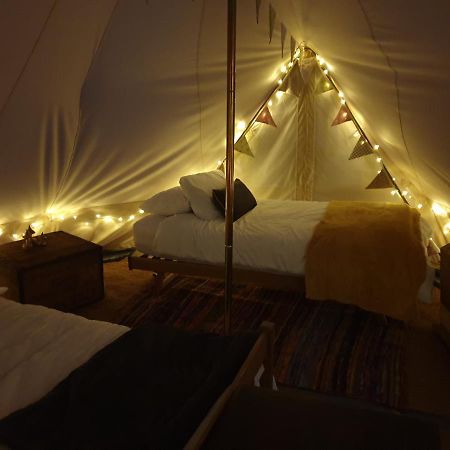 6M Emperor Tent Near Whitby With Log Burner Liverton Bagian luar foto
